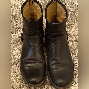 Frye Phillip Harness Short Black Boot